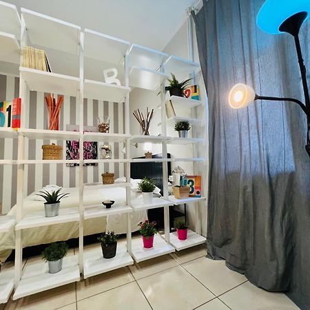 Convitalia Bed & Breakfast เนเปิลส์ ภายนอก รูปภาพ